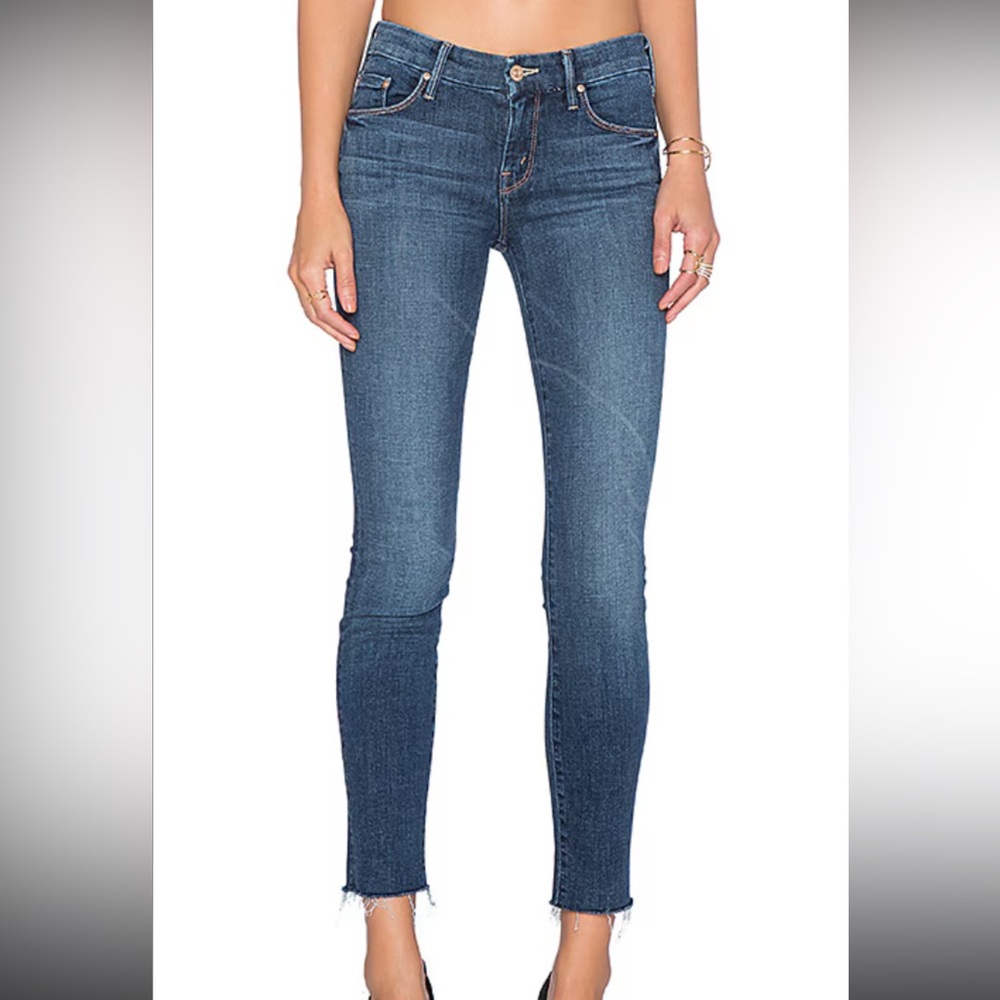Mother Denim the looker ankle fray in Girl Crush